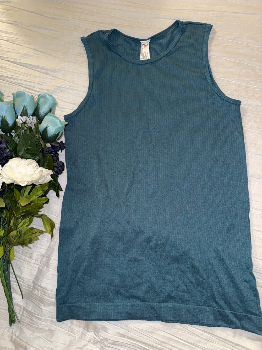 Zyia Sleeveless Ribbed Tank Top in Teal Blue